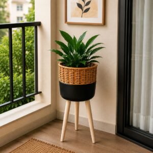 Rattan Pflanzständer mit Holzbeinen